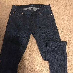 Authentic seven skinny jeans